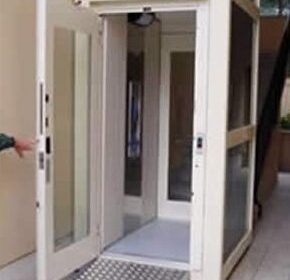 Ascensor vertical modelo gulliver.