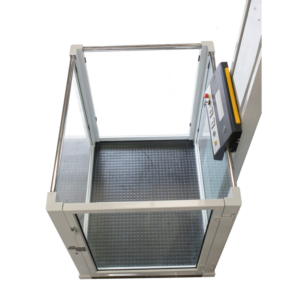 EVO - Elevador de corto recorrido: Elevador vertical accesible y seguro para personas con movilidad reducida. Cumple normativas, motor eficiente, diseño versátil.