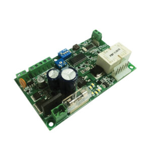 Automatización de techo eficiente y segura. Control preciso y versatilidad con el cuadro de motor ATH 10 de ATHENA. Descubre la excelencia en automatización.